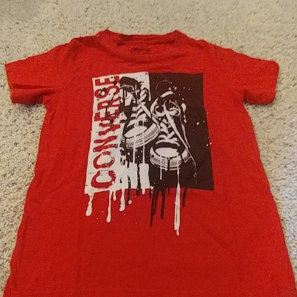 Converse T-shirt